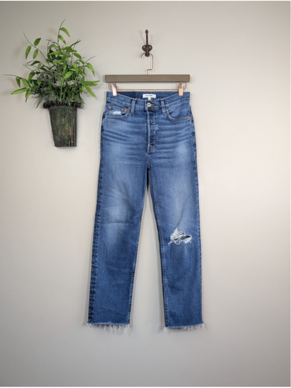 RE/DONE 70s Stove Pipe High Rise Straight Leg Frayed Distressed Medium Wash 26